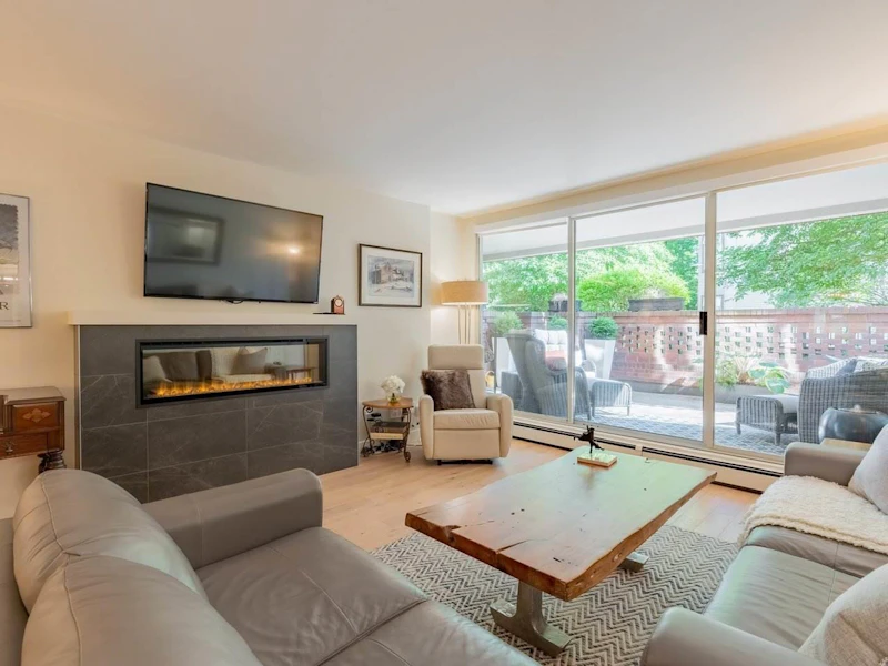 204 - 518 Moberly Road, Vancouver BC V5Z 4G3