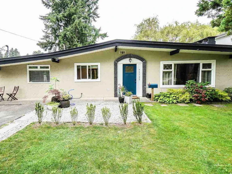 11725 210th Street, Maple Ridge BC V2X 4Y4
