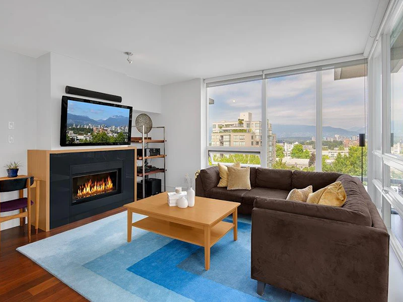 602 - 1675 W 8th Avenue, Vancouver BC V6J 0A8