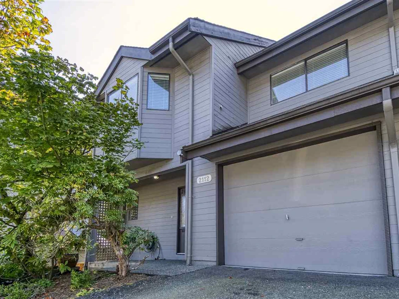 2112 Panorama Drive, North Vancouver BC V7G 2C9