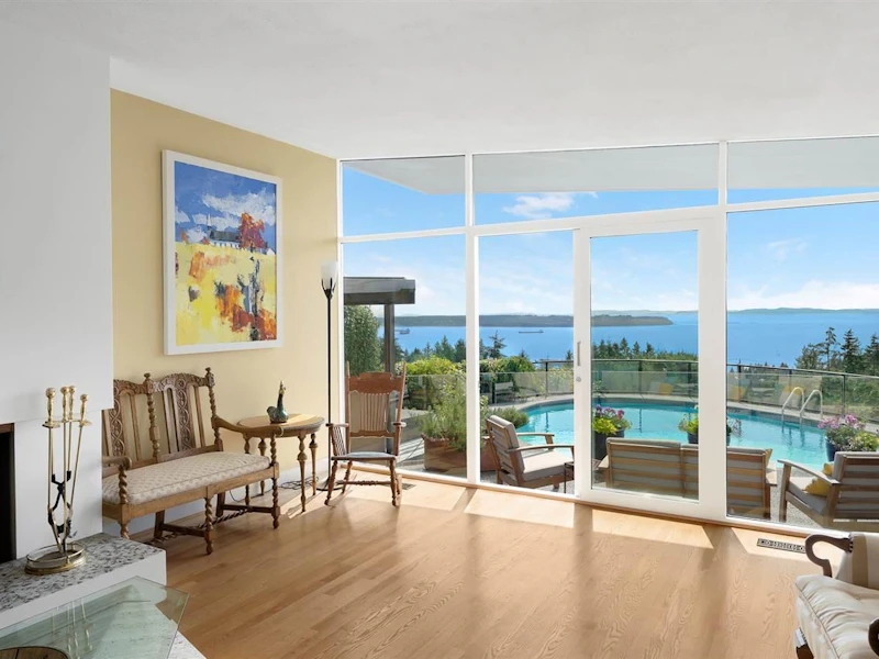 4578 Woodgreen Court, West Vancouver BC V7S 2V7