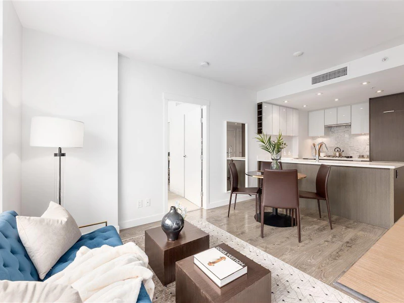 1701 - 110 Switchmen Street, Vancouver BC V6A 0C6