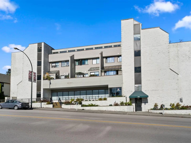 PH2 - 225 Sixth Street, New Westminster BC V3L 3A5