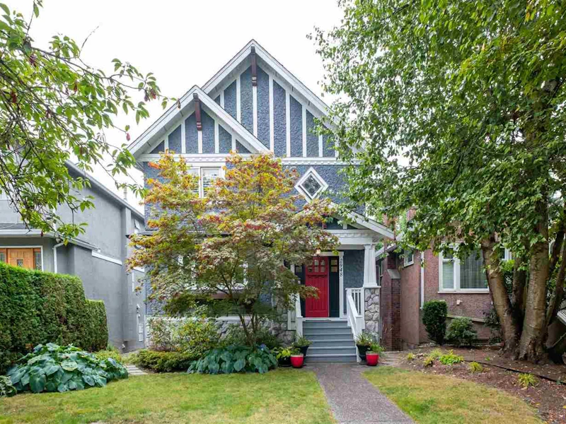 2948 W 33rd Avenue, Vancouver BC V6N 2G5