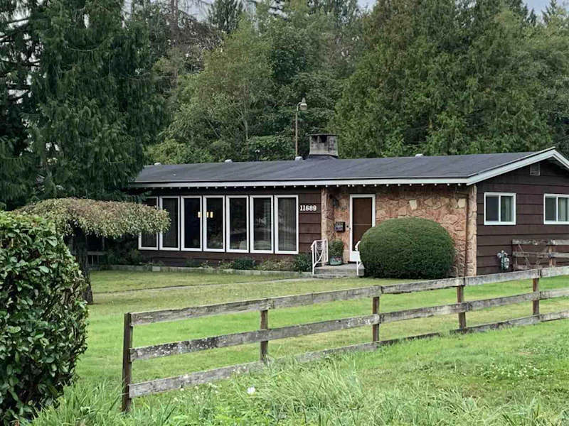 11689 248th Street, Maple Ridge BC V4R 1H6