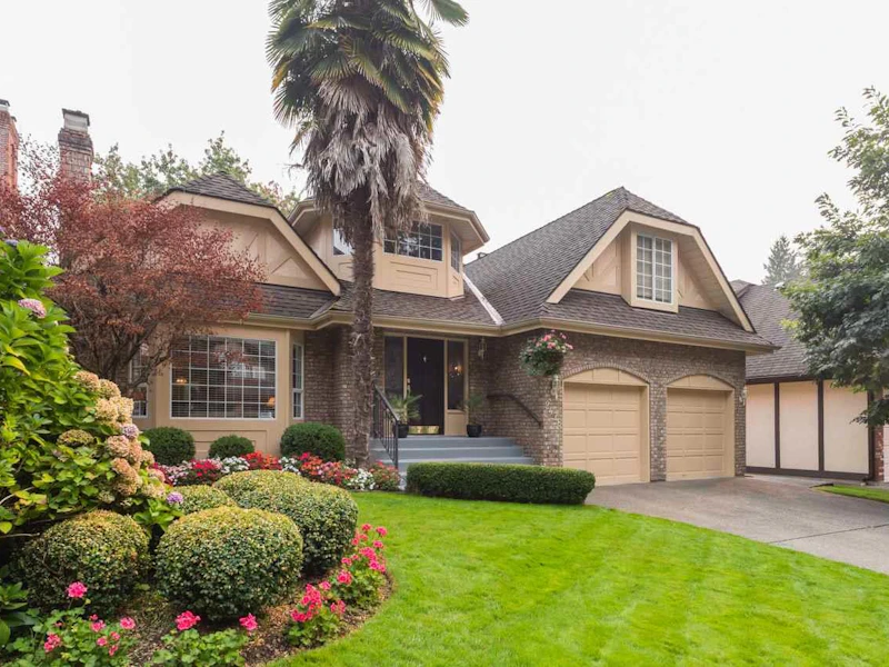 2478 Berton Place, North Vancouver BC V7H 2W8