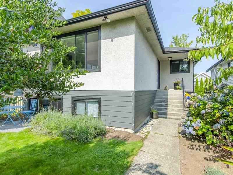 1929 E Georgia Street, Vancouver BC V5L 2B7