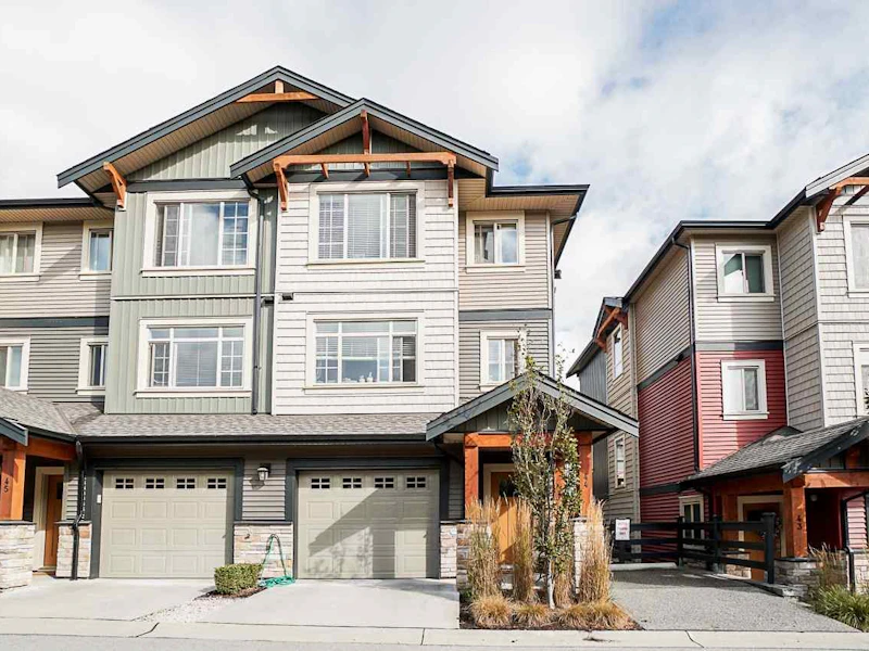 44 - 11305 240th Street, Maple Ridge BC V2W 1A3