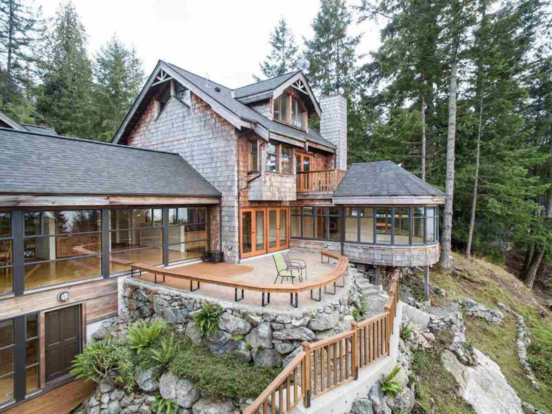 1663 Whitesails Drive, Bowen Island BC V0N 1G2