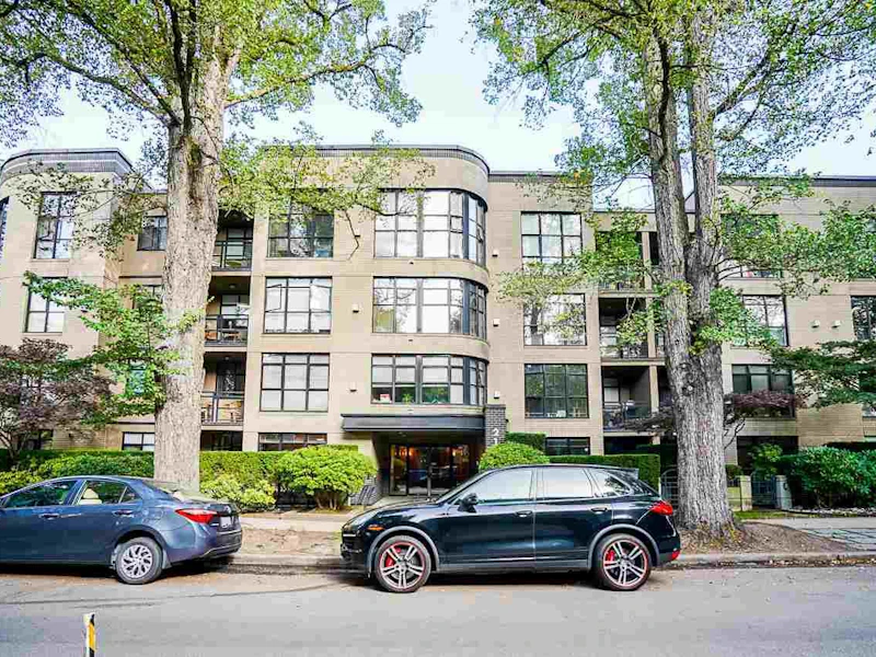 101 - 2181 W 10th Avenue, Vancouver BC V6K 2H7