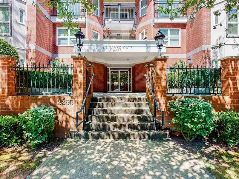 401 - 2253 Welcher Avenue, Port Coquitlam BC V3C 1X2