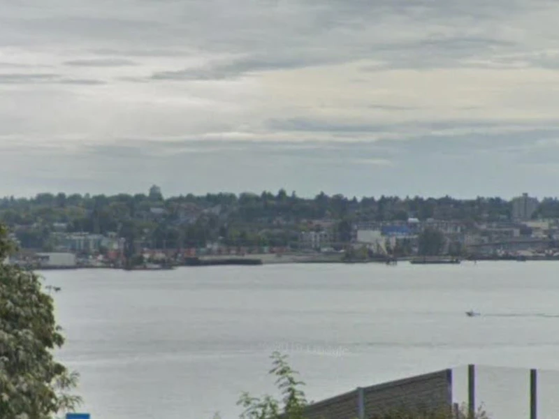 628 E 1st Street, North Vancouver BC