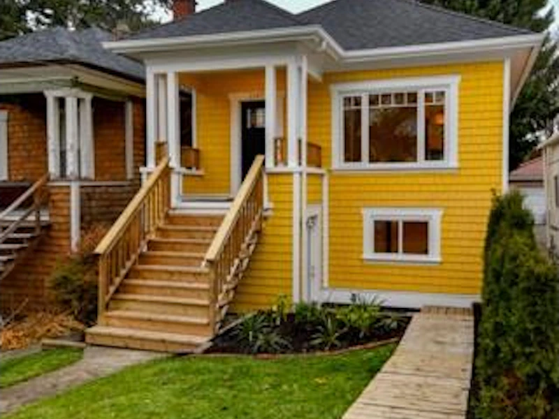 1147 E 22nd Avenue, Vancouver BC V5V 1W5