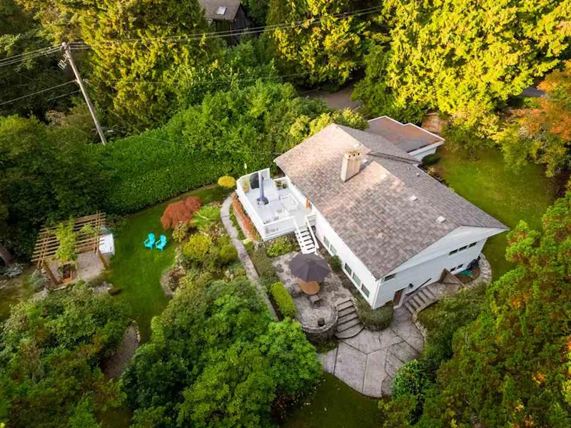 5090 Keith Road, West Vancouver BC V7W 2N1