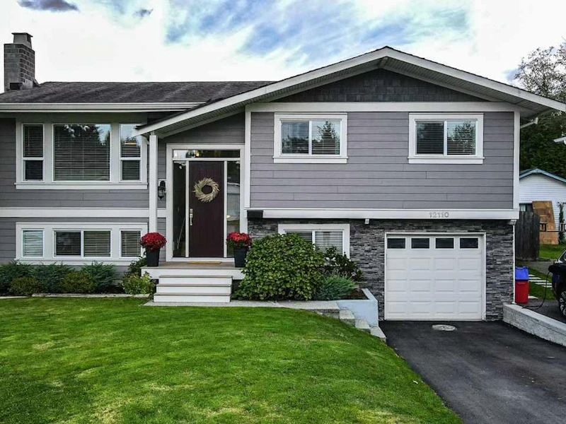 12110 229th Street, Maple Ridge BC V2X 7M8