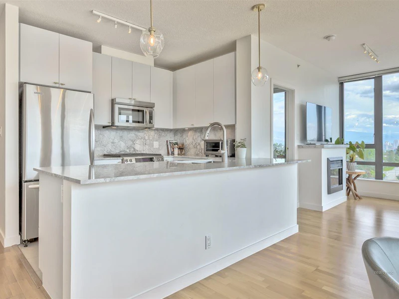 2102 - 110 Brew Street, Port Moody BC V3H 0E4