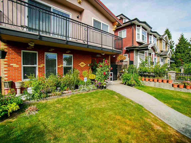 3383 William Street, Vancouver BC V5K 2Z4