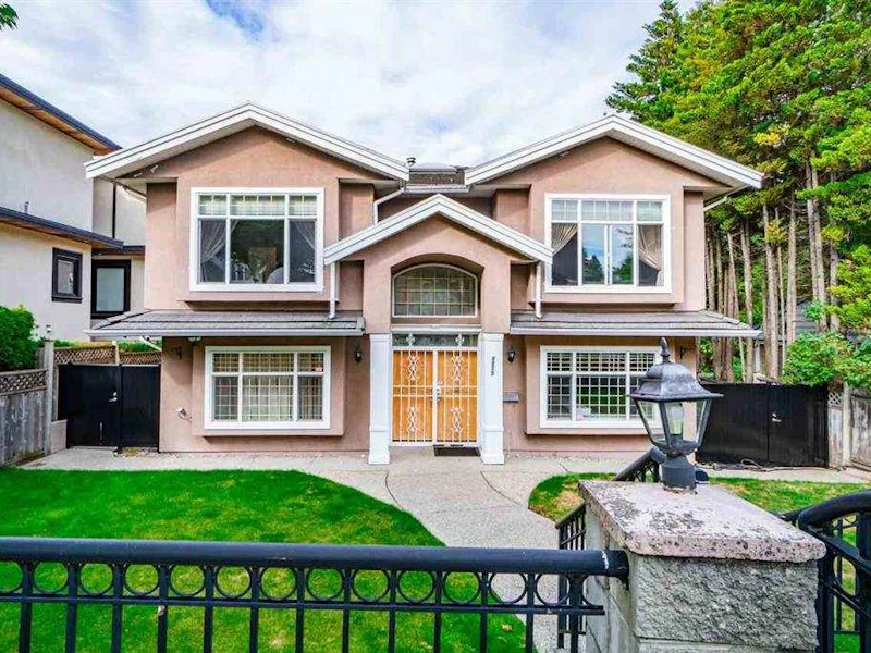 6275 Dickens Street, Burnaby BC V5H 1W6