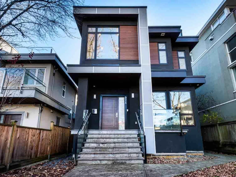 974 W 22nd Avenue, Vancouver BC V5Z 2A1
