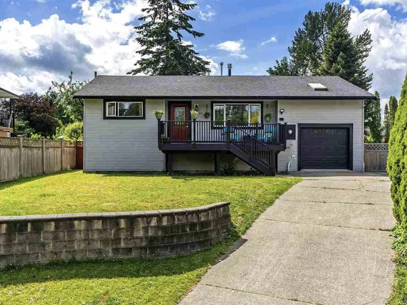 11931 249th Street, Maple Ridge BC V4R 1Z4
