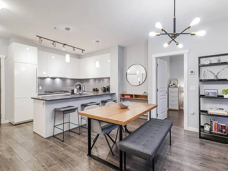 107 - 9399 Alexandra Road, Richmond BC V6X 1C6