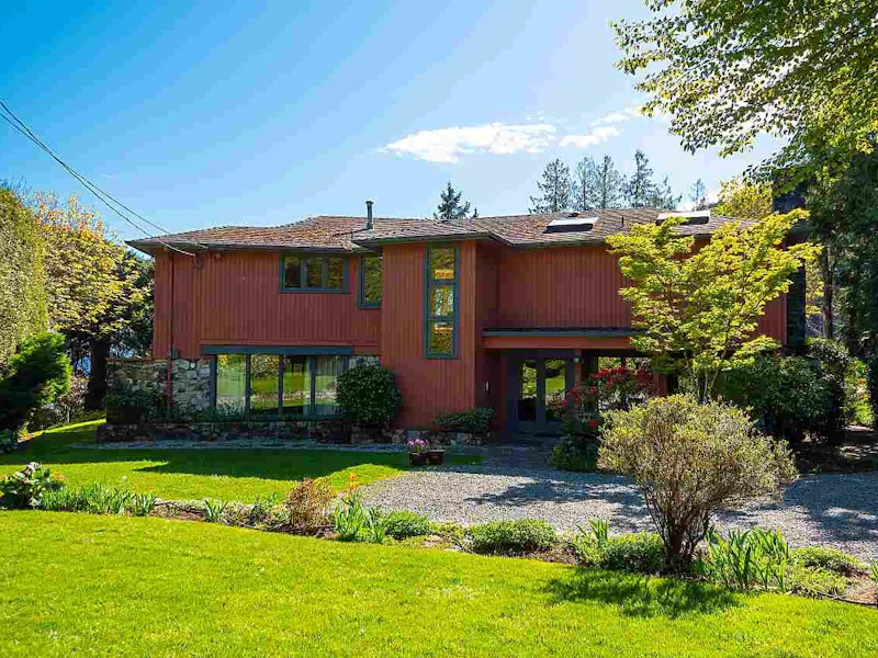 4796 Highway Road, West Vancouver BC V7W 1J5