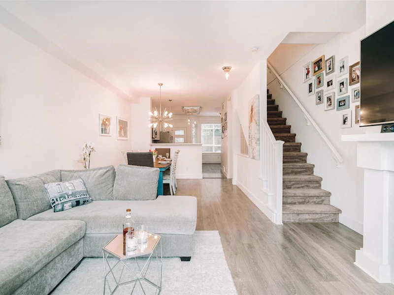 31 - 15 Forest Park Way, Port Moody BC V3H 5G7