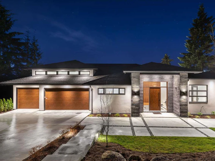 209 Kinsey Drive, Port Moody, BC, V3H 0G7