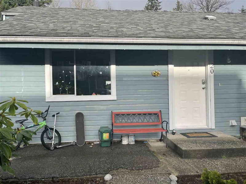 20 - 822 Gibsons Way, Gibsons BC