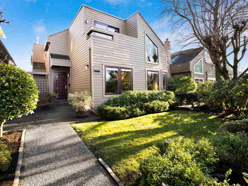 6650 Vine Street, Vancouver BC V6P 5W5