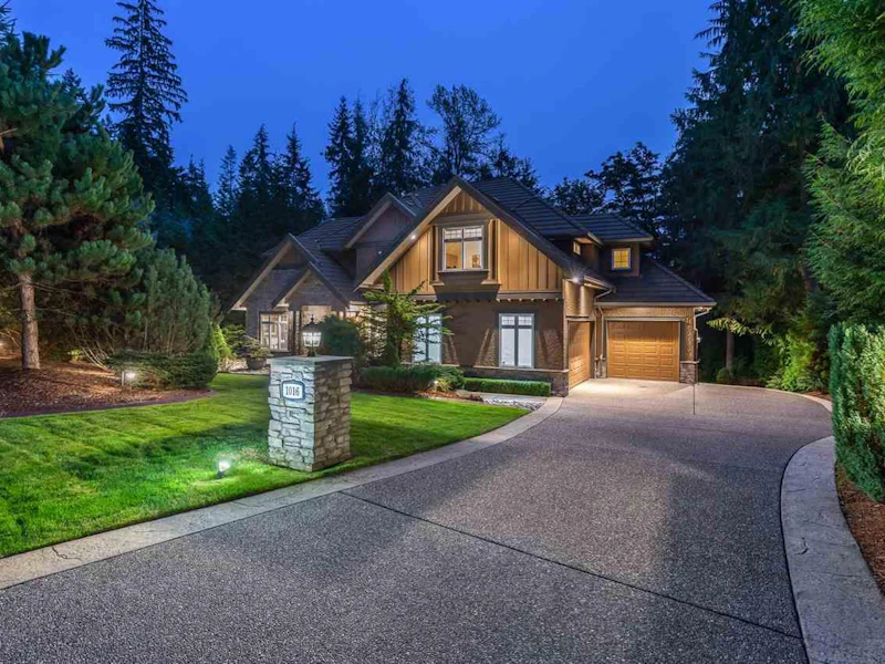 1016 Ravenswood Drive, Port Moody BC V3H 5M6