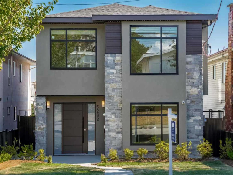 5282 Neville Street, Burnaby BC V5J 2H5