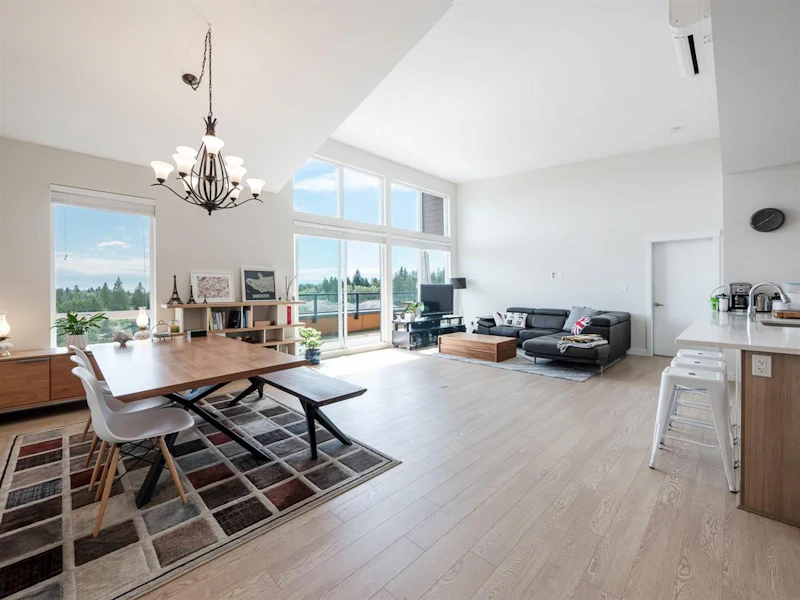 407 - 875 Gibsons Way, Gibsons BC