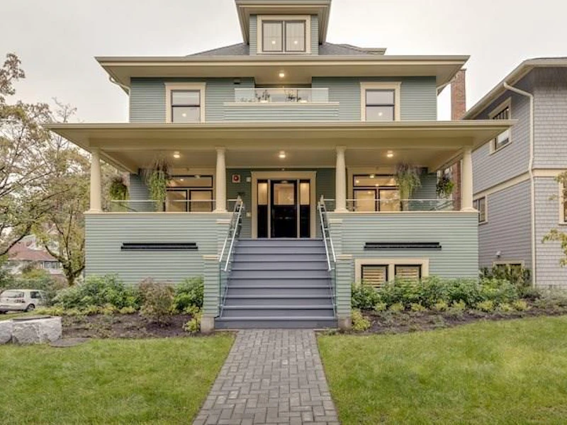 395 W 13th Avenue, Vancouver BC