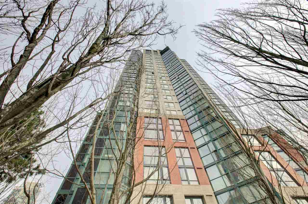 2302-289 Drake Street, Vancouver, BC, V6B 5Z5
