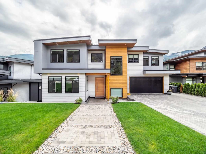 2116 Crumpit Woods Drive, Squamish BC