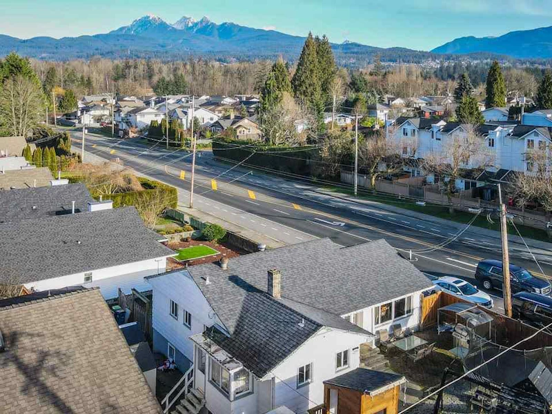 22395 124th Avenue, Maple Ridge BC V2X 4J7