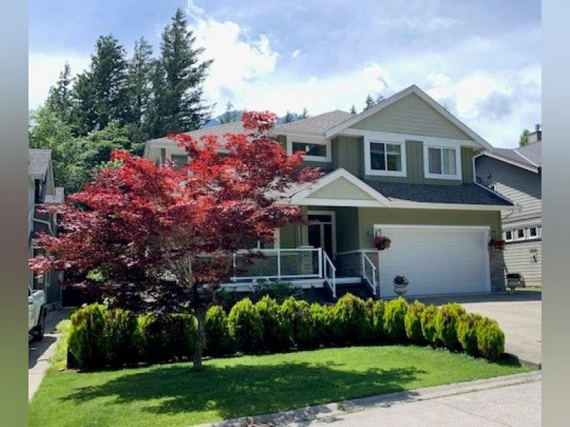 2 - 1355 Depot Road, Squamish BC V0N 0A4