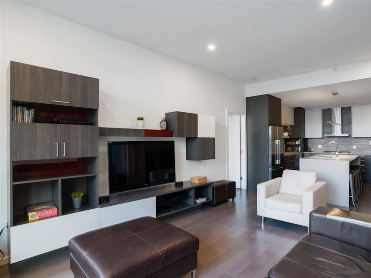 707-63 West 2nd Avenue, Vancouver, BC, V5Y 0G8