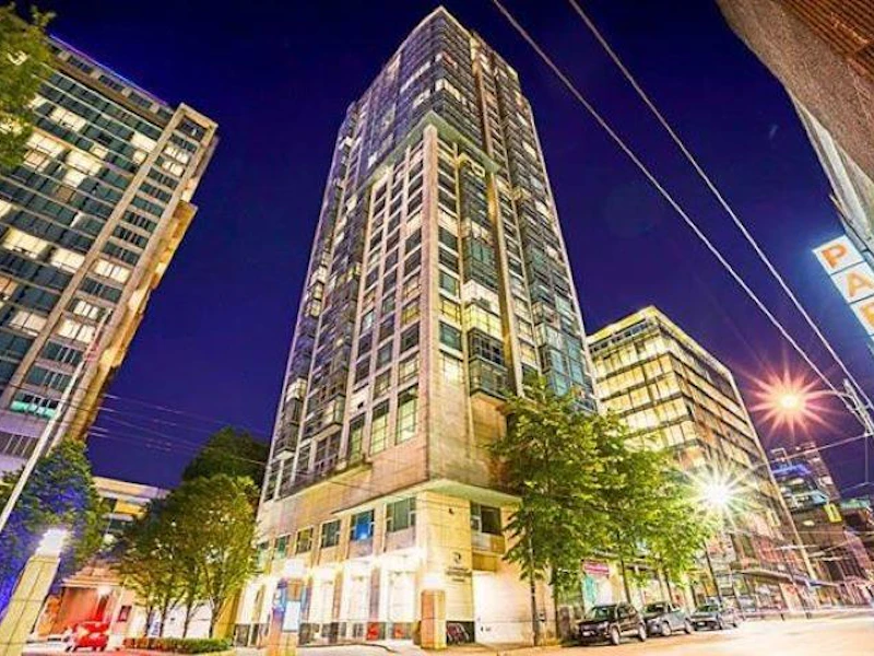 1204 - 438 Seymour Street, Vancouver BC V6B 6H4
