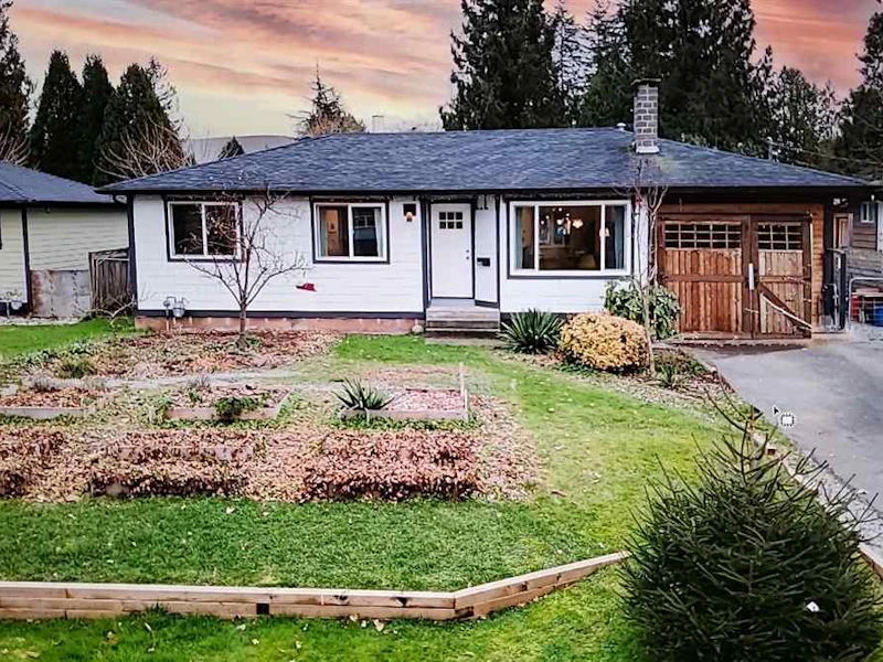 11612 210th Street, Maple Ridge BC V2X 4Y1