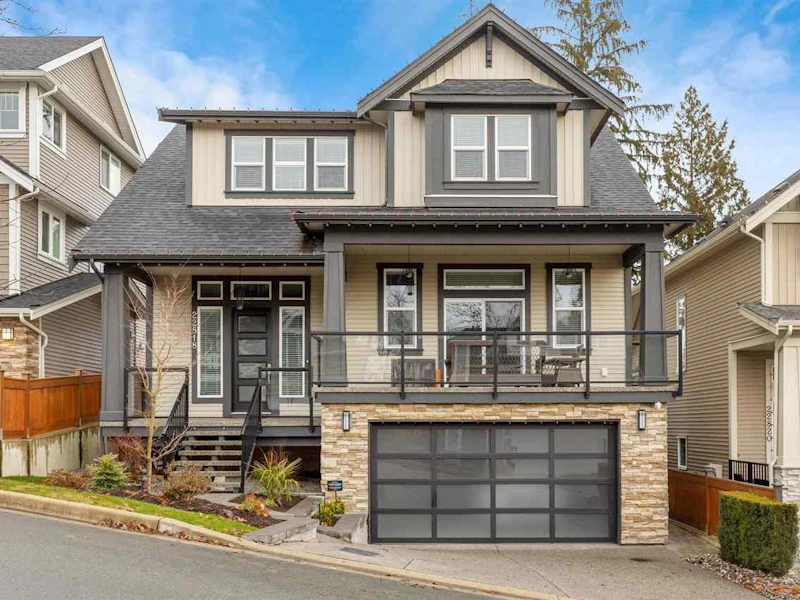 22818 Nelson Court, Maple Ridge BC