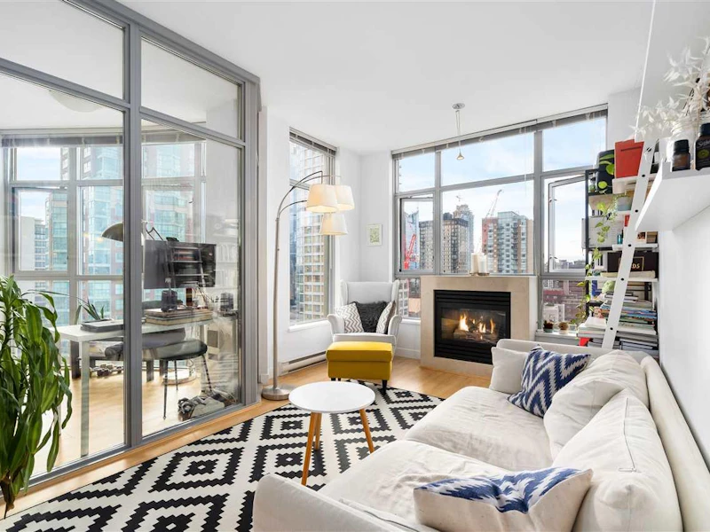 1507 - 1050 Smithe Street, Vancouver BC V6E 4T4
