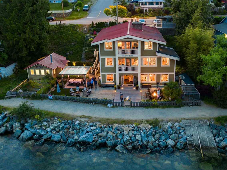 546 Marine Drive, Gibsons, BC, V0N 1V0