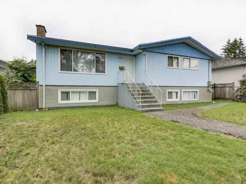 1058 Smith Avenue, Coquitlam BC V3J 2X8