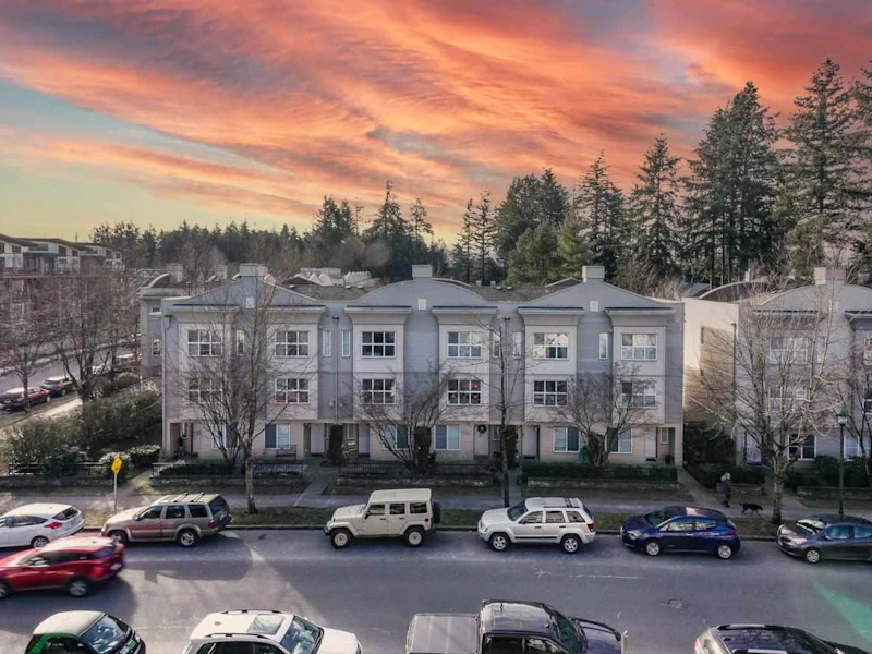 409 - 19091 Mcmyn Road, Pitt Meadows BC V3Y 2S8