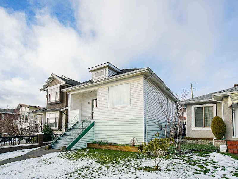 565 E 57th Avenue, Vancouver BC V5X 1T1