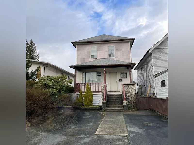 2137 Grant Avenue, Port Coquitlam BC V3B 1R1