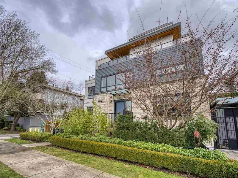 3160 Prince Edward Street, Vancouver BC V5T 3N6