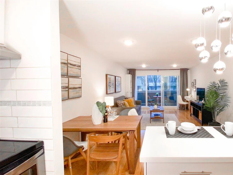 205-1775 West 11th Avenue, Vancouver, BC, V6J 2C1